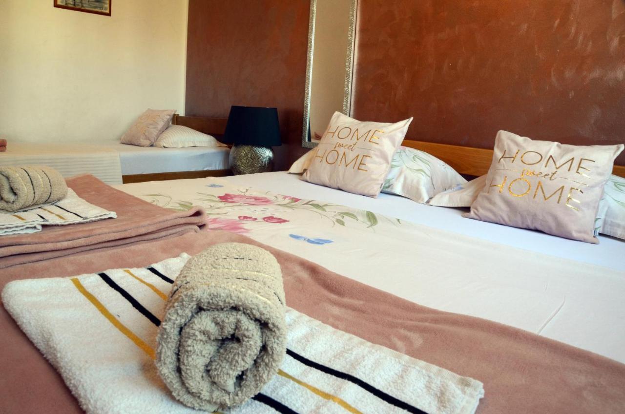 Apartman M&S Biograd Na Moru Esterno foto