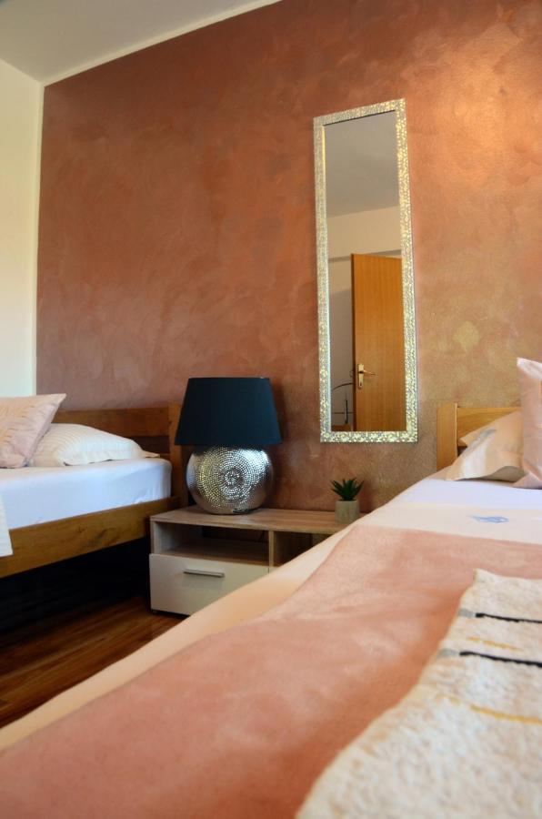 Apartman M&S Biograd Na Moru Esterno foto